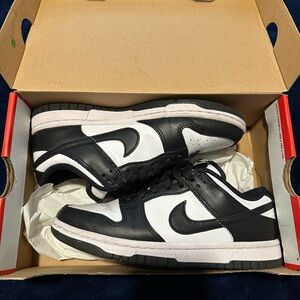 Nike Black and White Dunk Sneakers (Pandas)